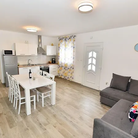 Appartement Gordana Mar *