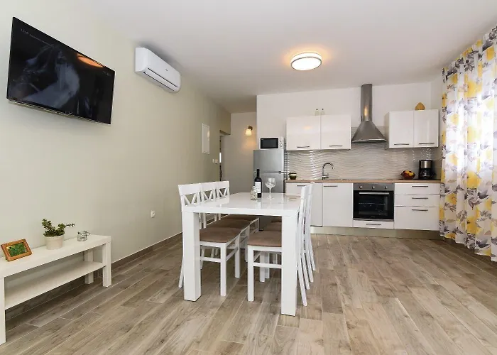 Gordana Mar Апартаменты Врси