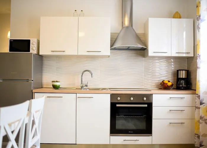 Gordana Mar Врси