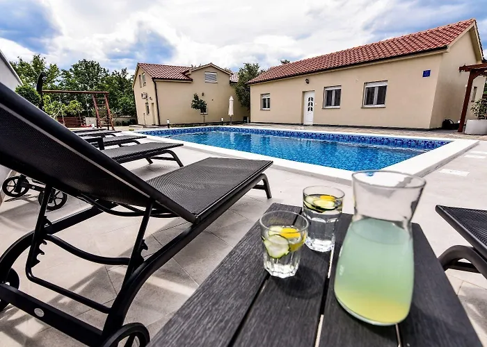 Gordana Mar Апартаменты *